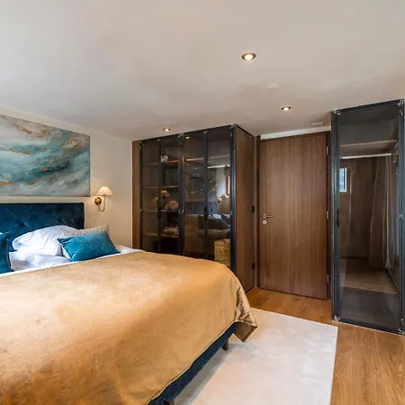 Face D'or Luxury Serviced Aparthotel