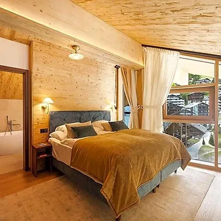 Face D'or Luxury Serviced