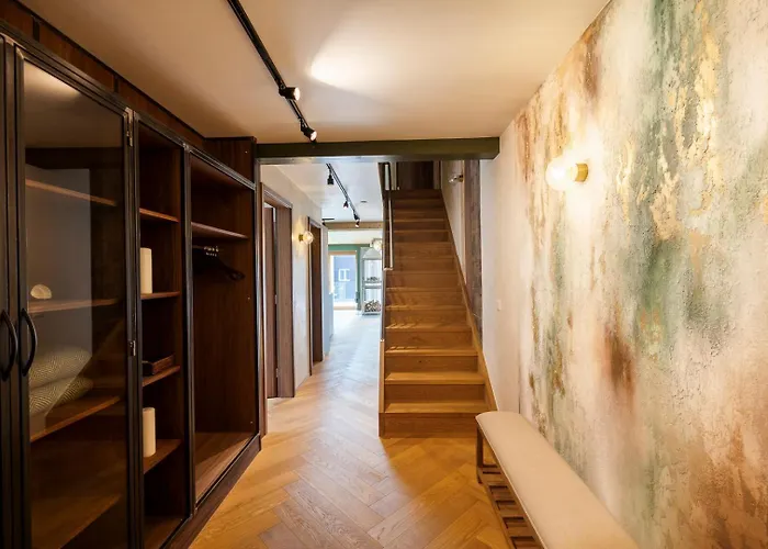 Face D'or Luxury Serviced 5*