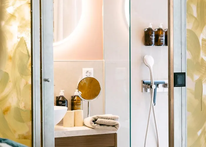 Face D'or Luxury Serviced 5*