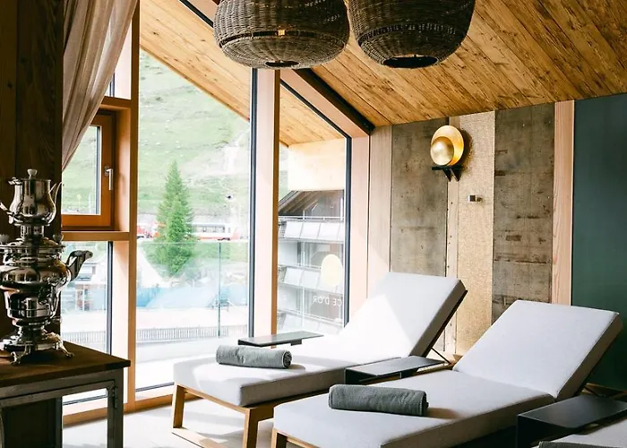 Face D'or Luxury Serviced